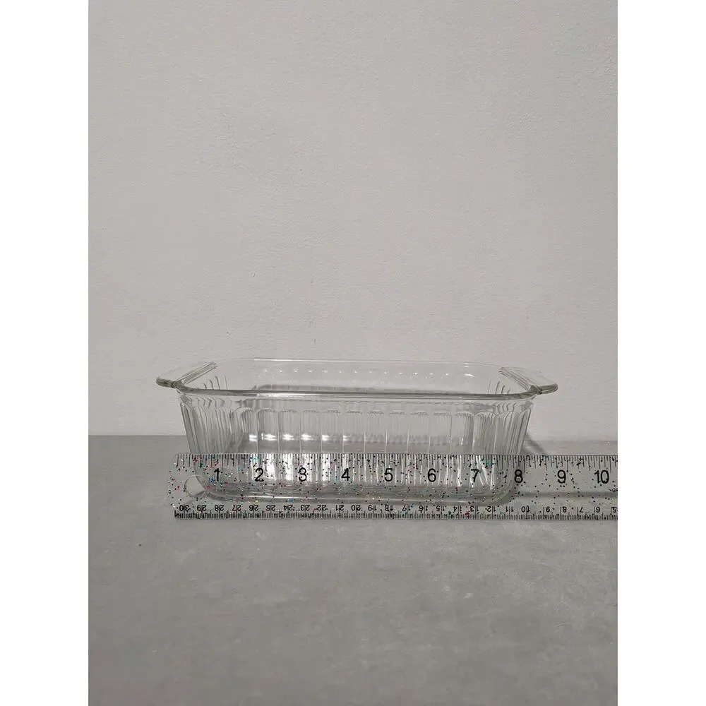 Pyrex glass ribbed